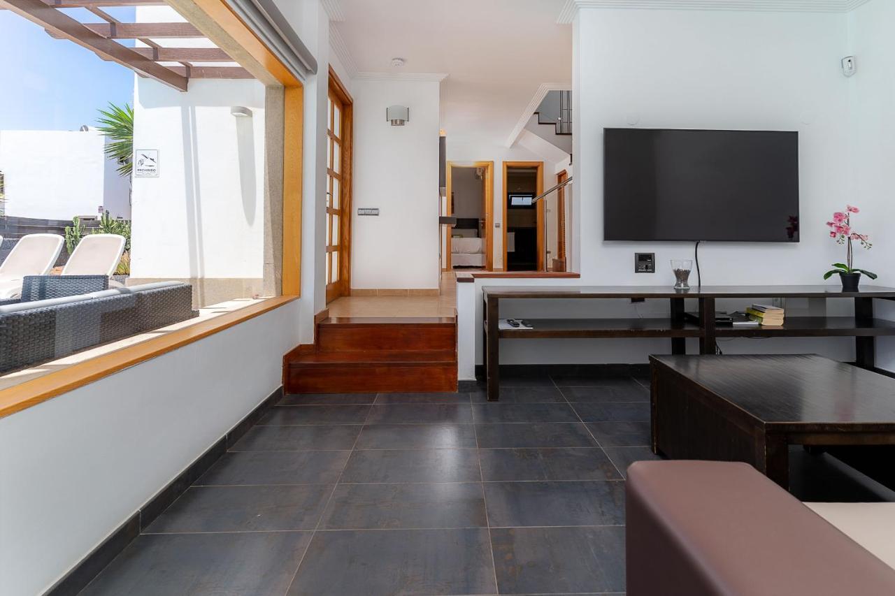 Villas Camelot By Escape Home Playa Blanca  Bagian luar foto