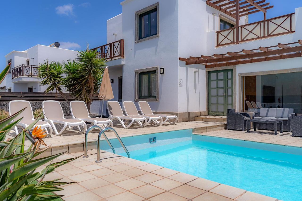 Villas Camelot By Escape Home Playa Blanca  Bagian luar foto